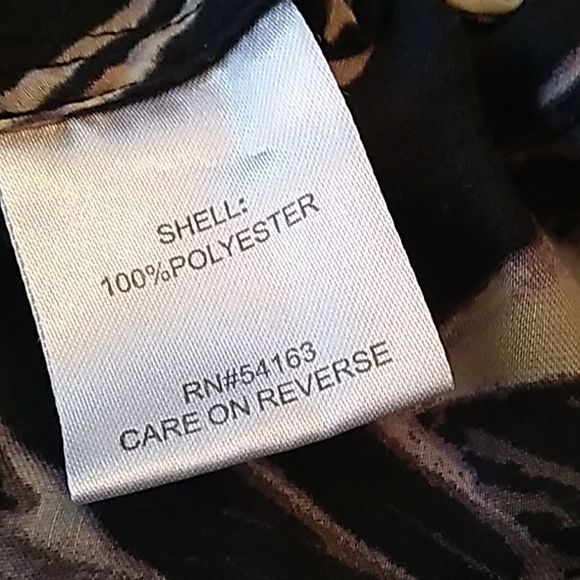 CALVIN KLEIN BLOUSE TOP RUCHED SIDES BUTTON UP SLEEVE ANIMAL PRINT - Picture 8 of 10